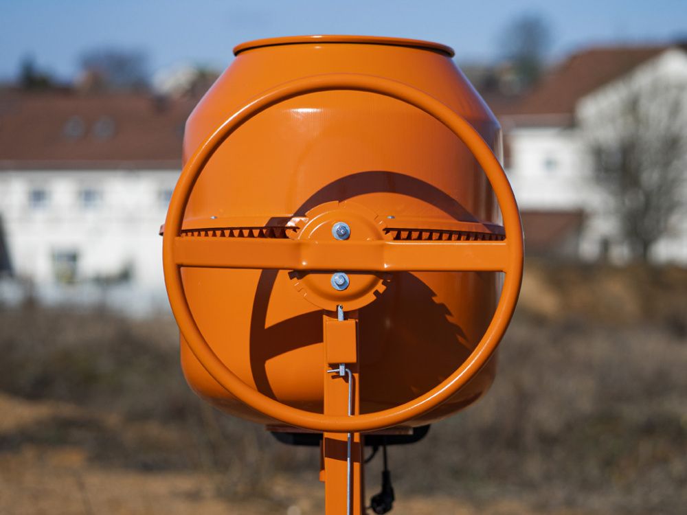 вид модели бетономешалка hamer cm-200