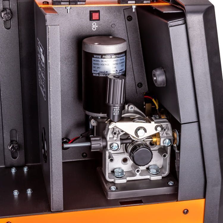 Сварочный полуавтомат Foxweld INVERMIG 250 Compact (400V) вид модели сварочный полуавтомат foxweld invermig 250 compact (400v)