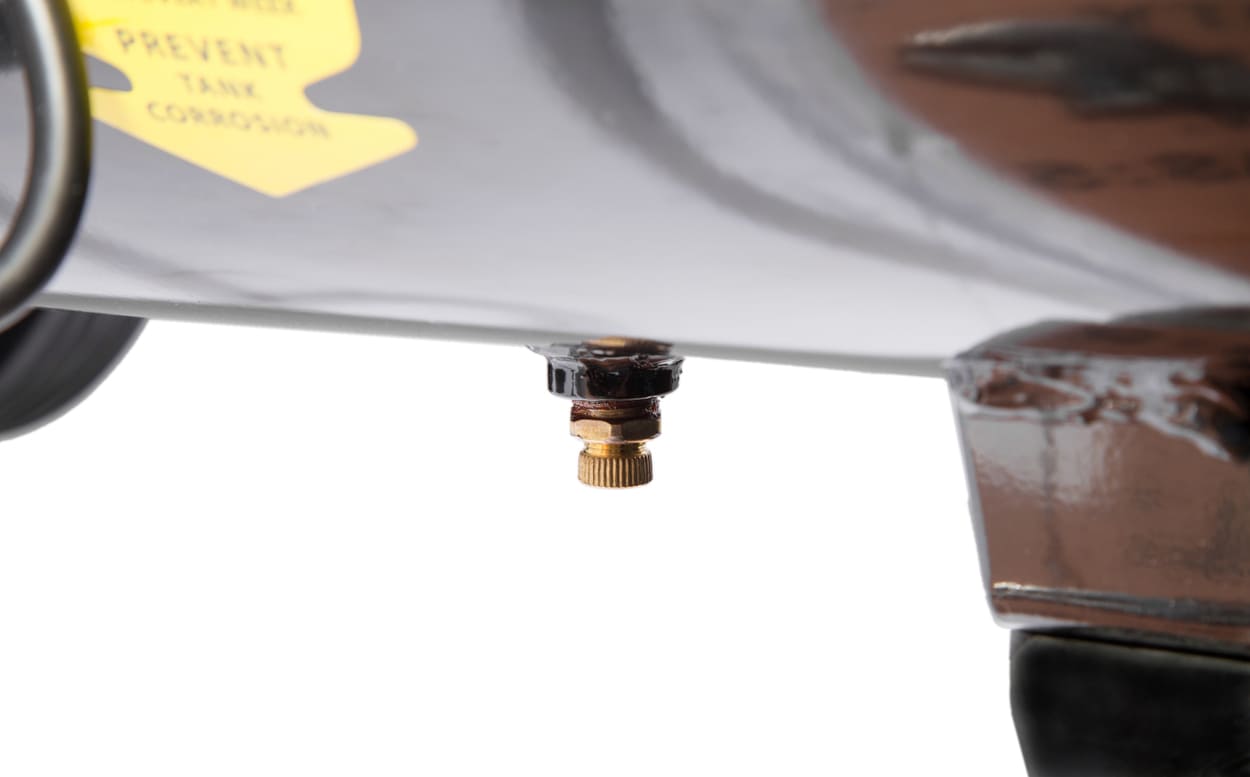 Компрессор Eland WIND 100-2CB  вид модели компрессор eland wind 100-2cb