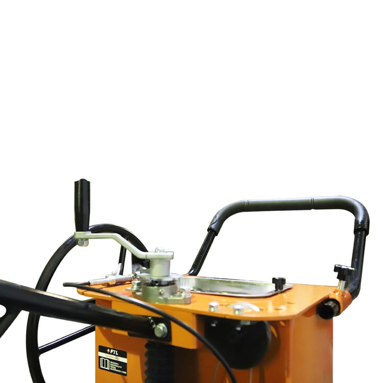 Резчик швов бензиновый Foxweld FTL GCC-03 HP вид модели резчик швов бензиновый foxweld ftl gcc-03 hp