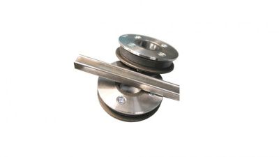 вид модели комплект роликов «п-образный» на профильную трубу сечением 15 х 15 мм