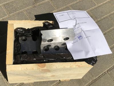 вид модели ножи для рубочного станка смж-172 110х40х18 с резьбой под болт м12 (сталь 6хв2с)